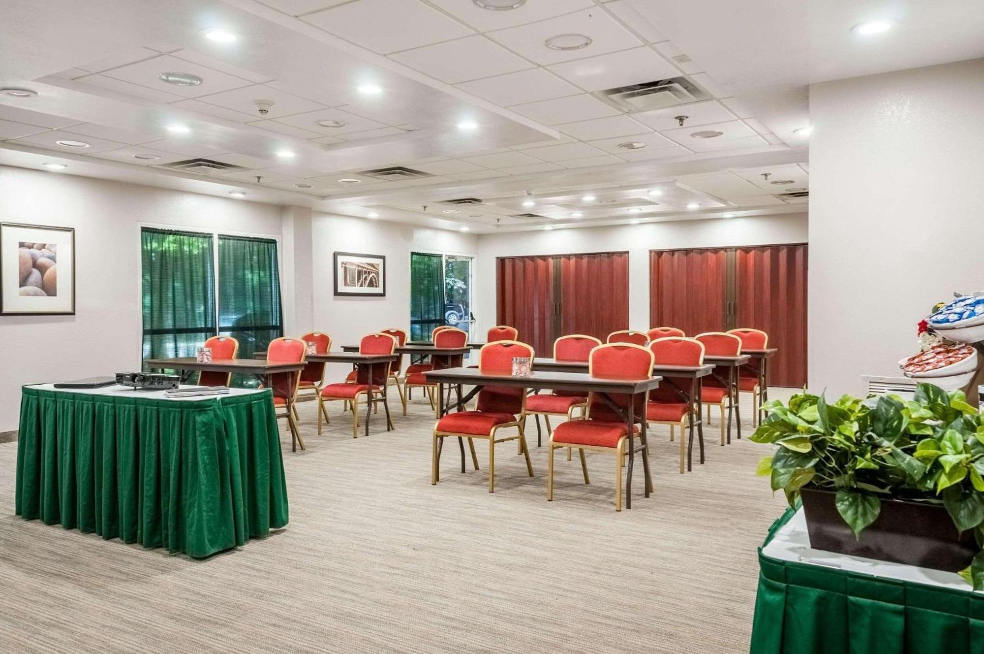 Country Inn & Suites By Radisson, Cookeville, Tn Екстер'єр фото